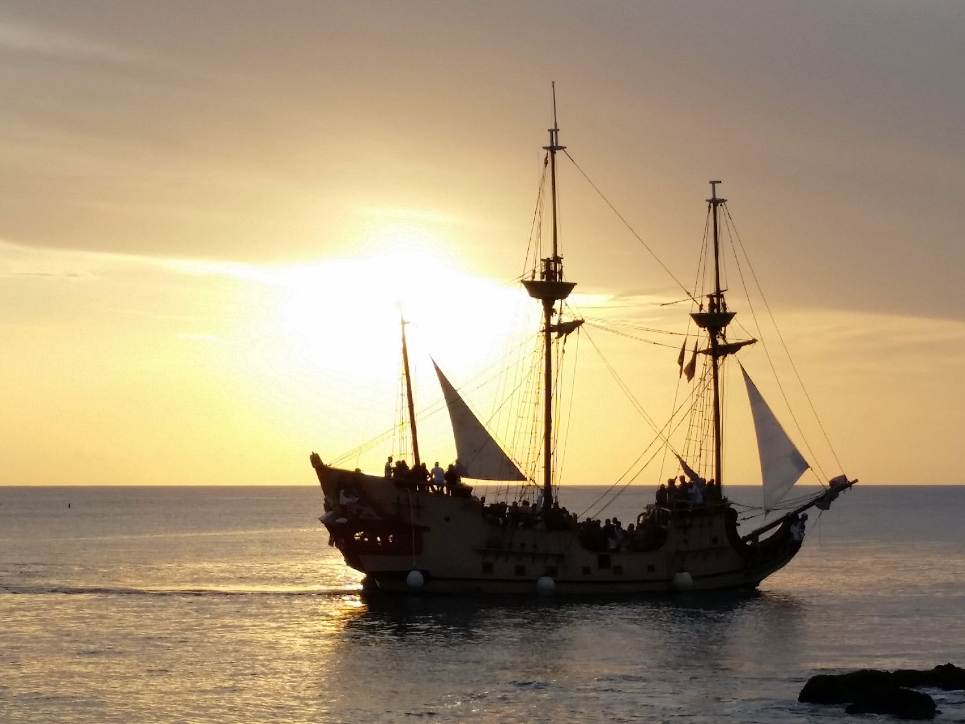 GALVESTON CRUISES : Cayman Pirate Encounter : Excursions